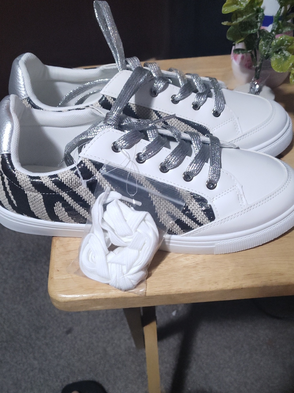 White Sneakers with Silver Laces and Black-Tan Knit Stripe